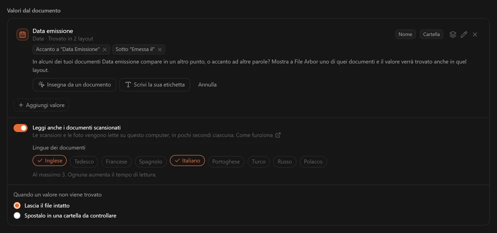 Il pannello Valori dal documento: Data emissione, trovata in 2 layout, elenca Accanto a “Data Emissione” e Sotto “Emessa il”, con Insegna da un documento e Scrivi la sua etichetta proposti subito sotto